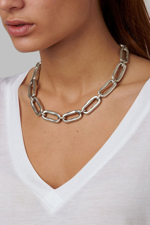 uno de 50 chained 12mm necklace in metal clad with silver