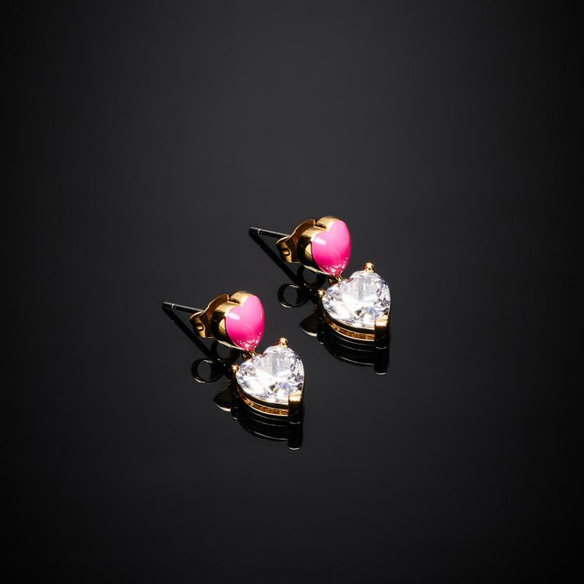 [leeENoir] 韓国アクセ☆Midnight Red Cubic Wave Earring_全2色 leeENoir] 韓国アクセ☆Midnight Red Cubic Wave Earring_全2色