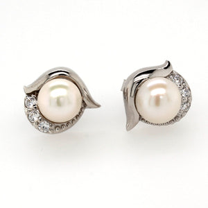 silver pearl and cz twist stud earring and pendant set�8mm
